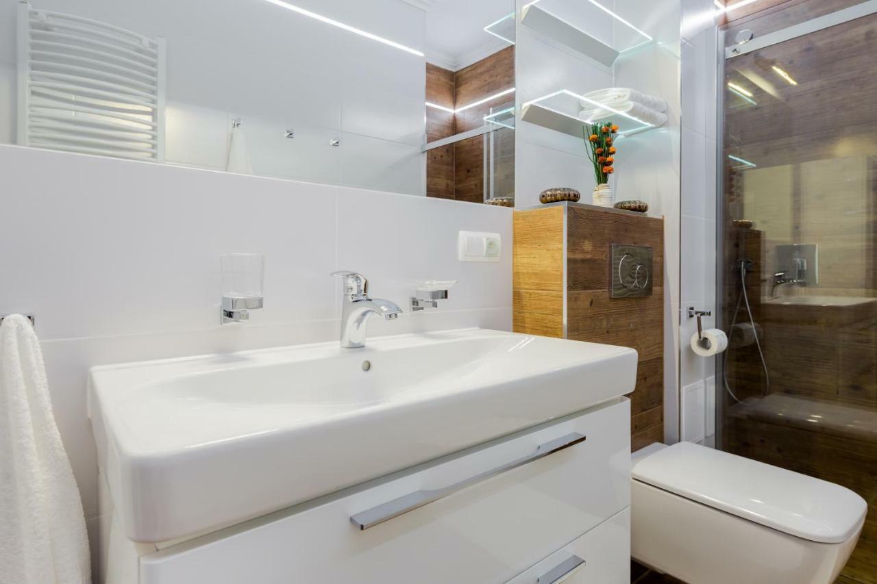 Kings Landing Apartament Krakau Exterior foto